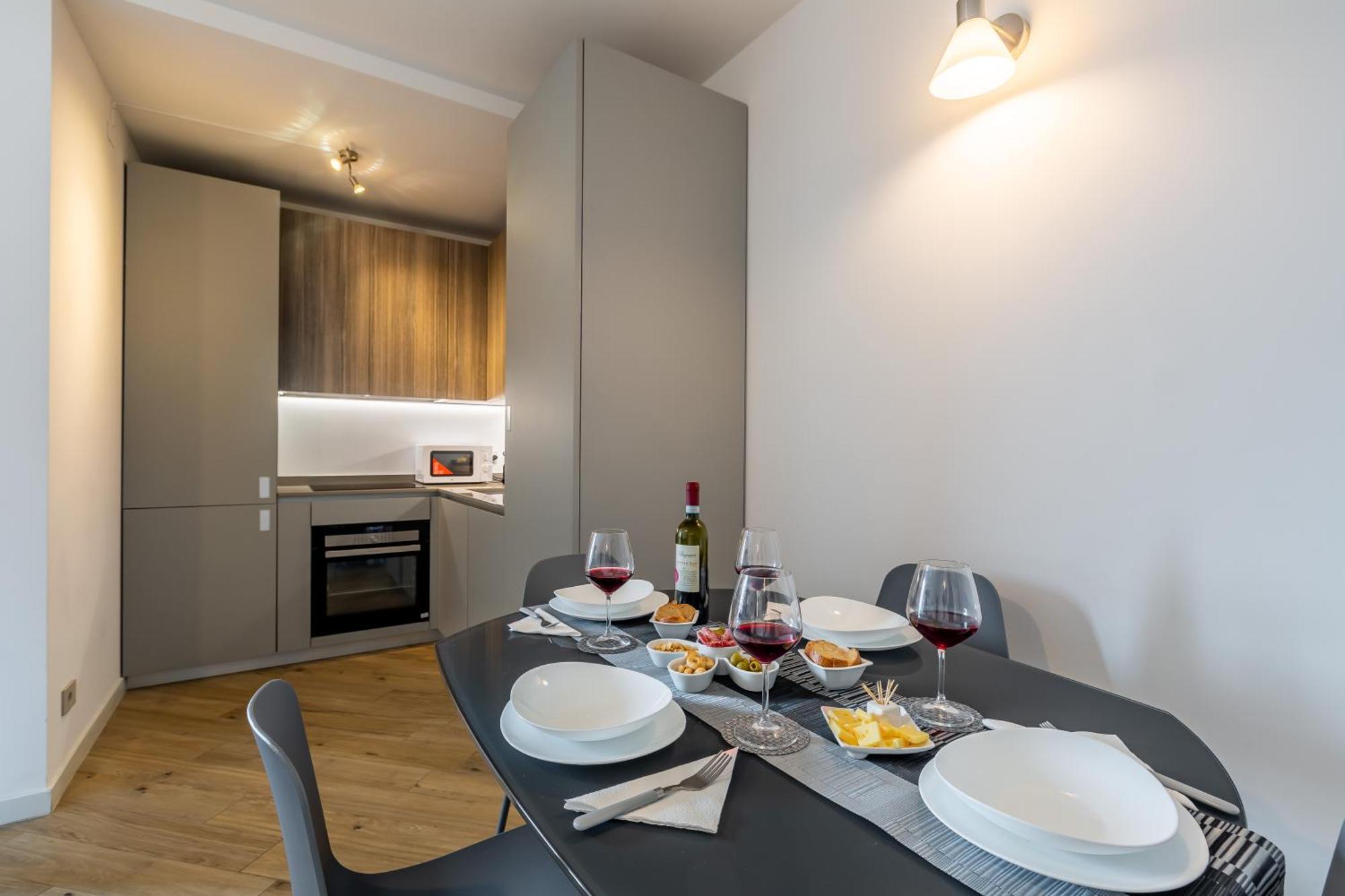 Aurealiving - Trastevere Suite With Rooftop & Gym, Your Place In Рим Екстериор снимка